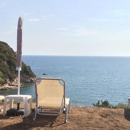Katevi Luxury Seafront Villa Ιερισσός Εξωτερικό φωτογραφία